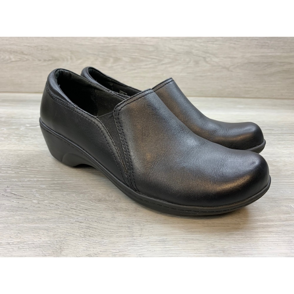 Clarks Women's Black Leather Slip Resistant Loafers Wedge Work Shoes 8.5